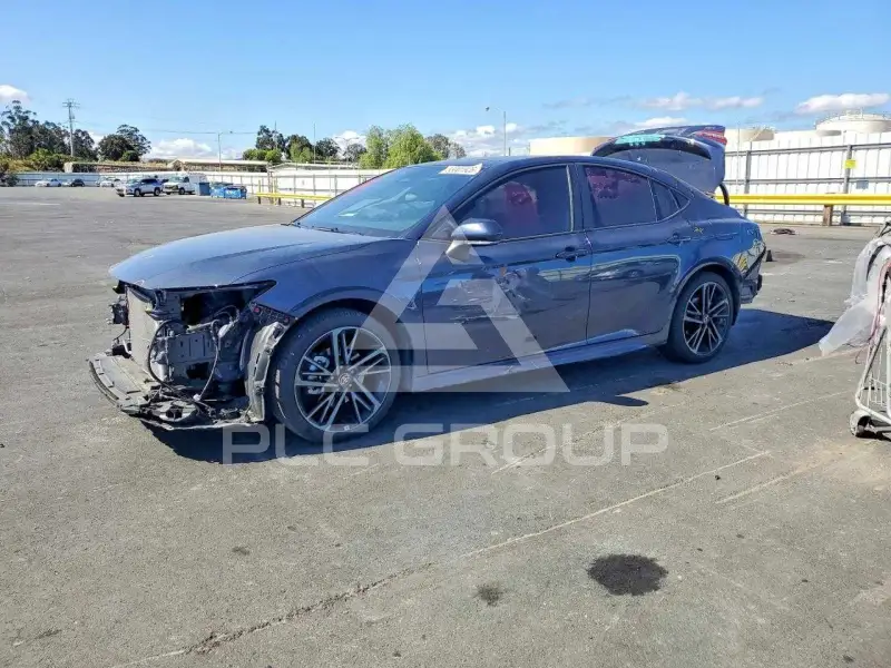 2026 Toyota CAMRY photo