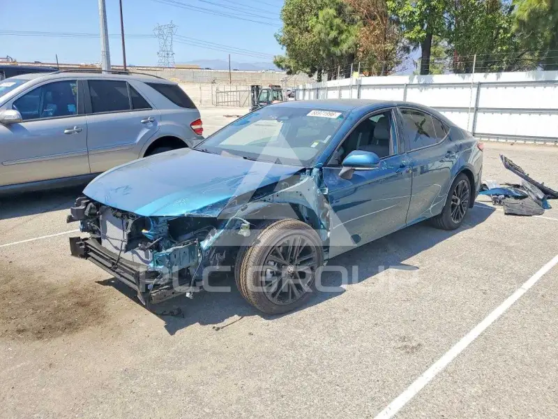 2026 Toyota CAMRY фото