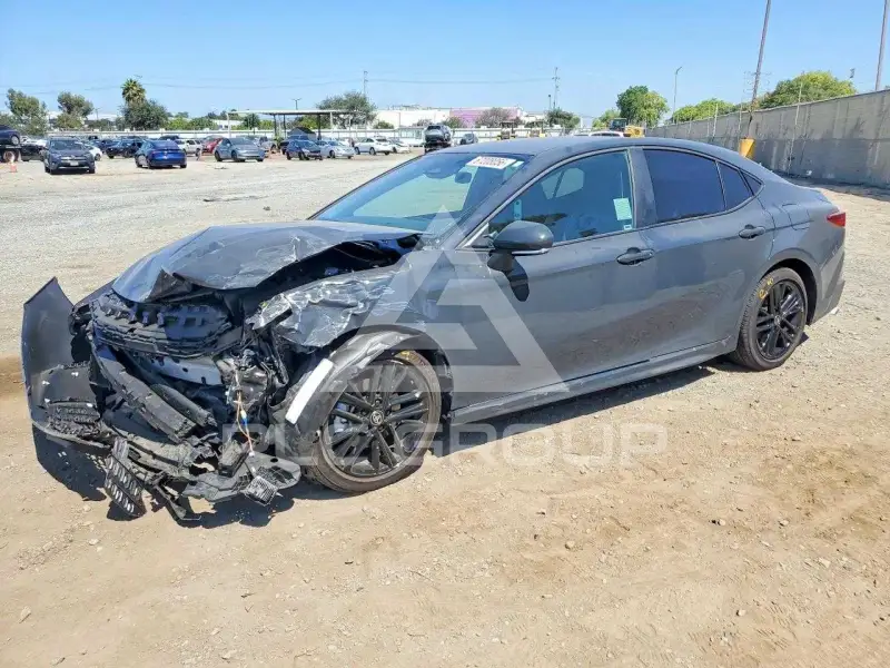 2026 Toyota CAMRY photo