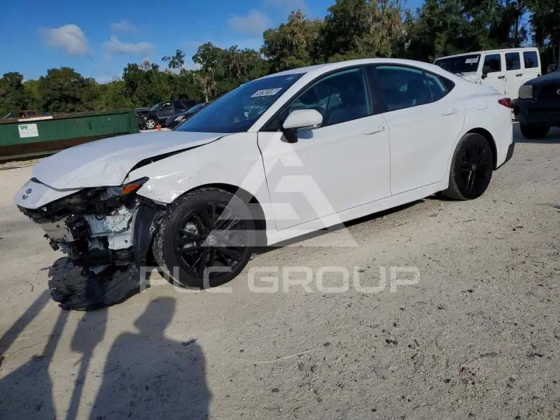 2026 Toyota CAMRY фото