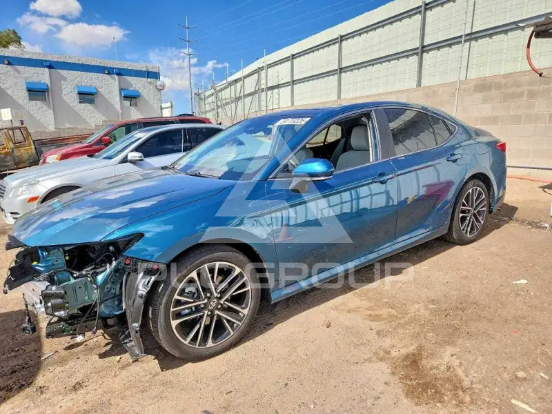 2026 Toyota CAMRY фото