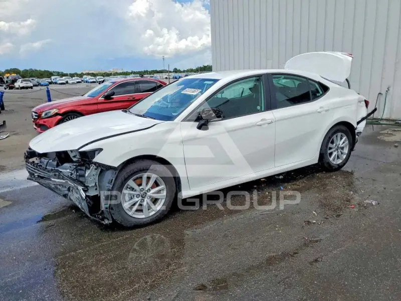 2026 Toyota CAMRY photo