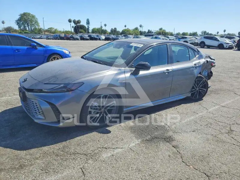 2026 Toyota CAMRY фото