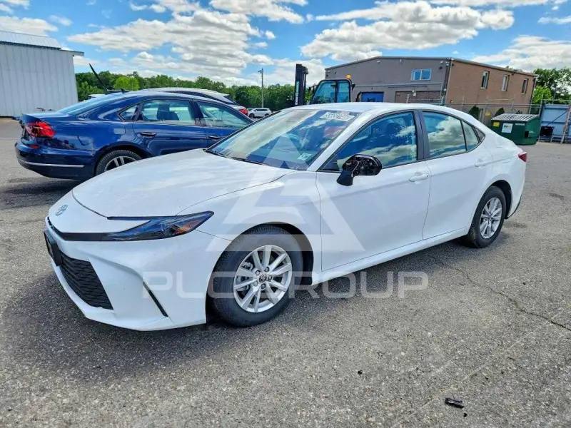 2026 Toyota CAMRY photo
