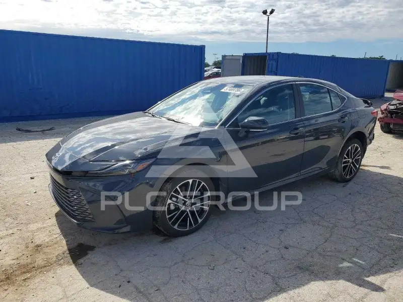 2026 Toyota CAMRY фото