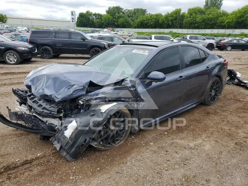 2026 Toyota CAMRY фото