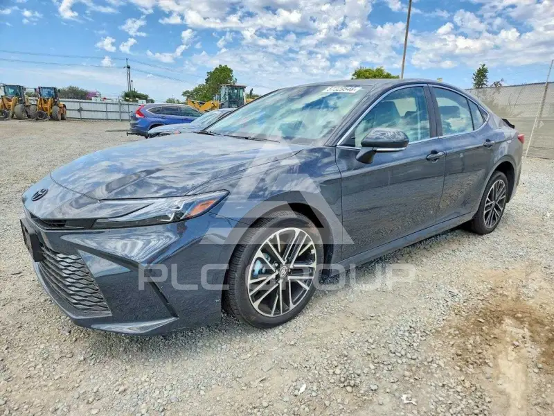 2026 Toyota CAMRY фото