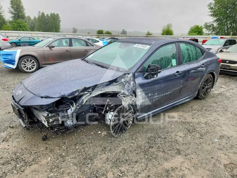 2026 Toyota CAMRY фото