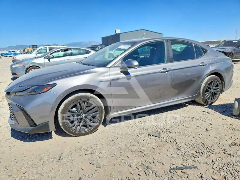 2026 Toyota CAMRY фото