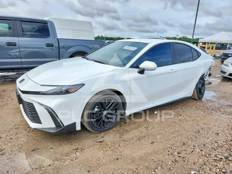 2026 Toyota CAMRY photo