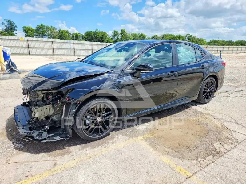 2026 Toyota CAMRY photo