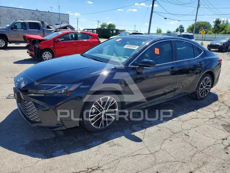 2026 Toyota CAMRY фото