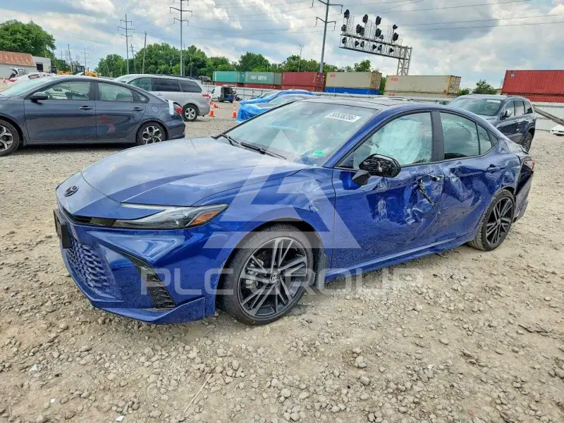 2026 Toyota CAMRY фото