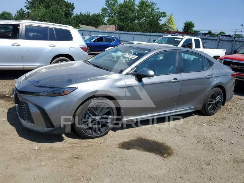 2026 Toyota CAMRY фото