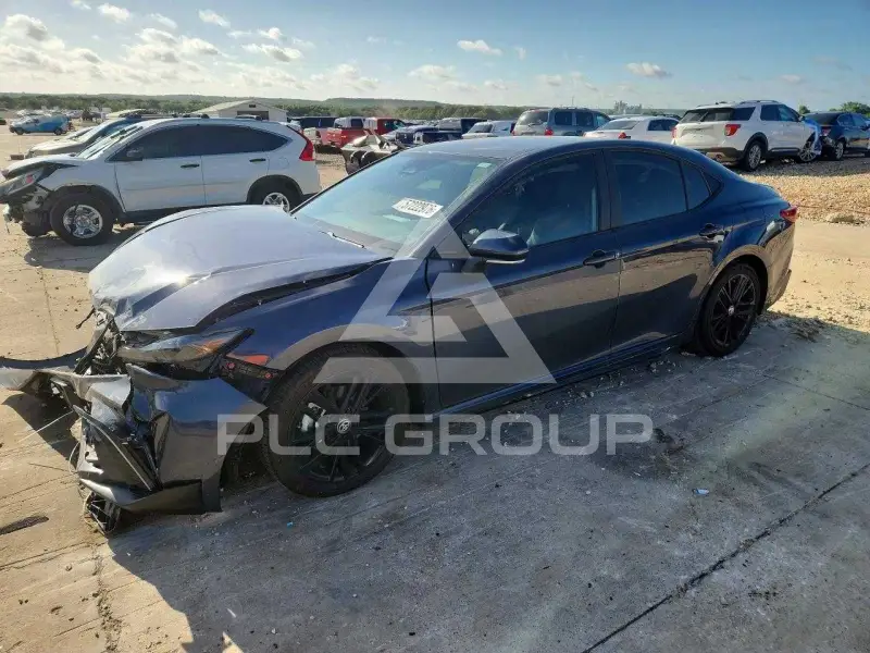 2026 Toyota CAMRY фото