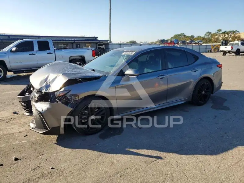 2026 Toyota CAMRY фото
