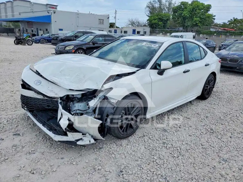 2026 Toyota CAMRY фото
