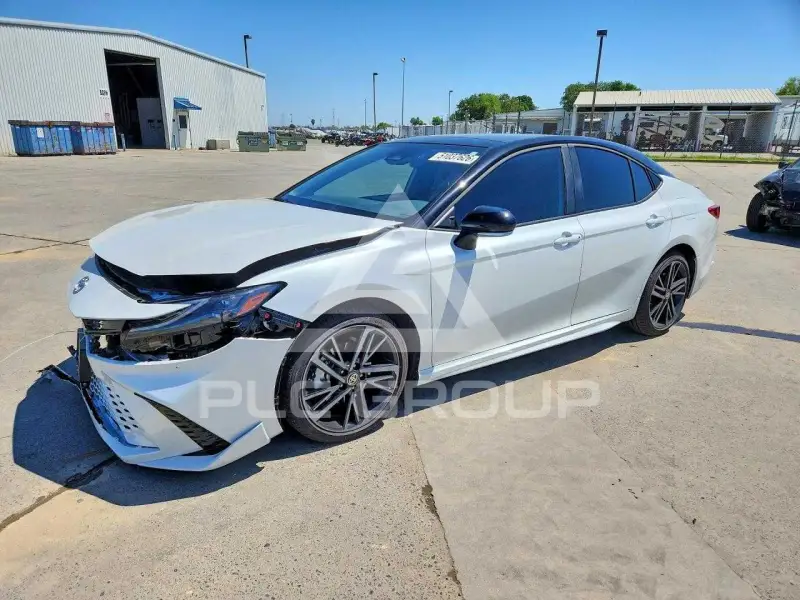 2026 Toyota CAMRY фото