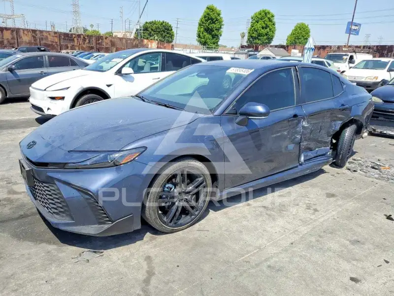2026 Toyota CAMRY фото