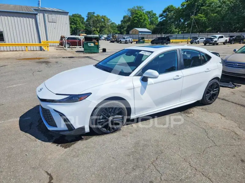 2026 Toyota CAMRY фото