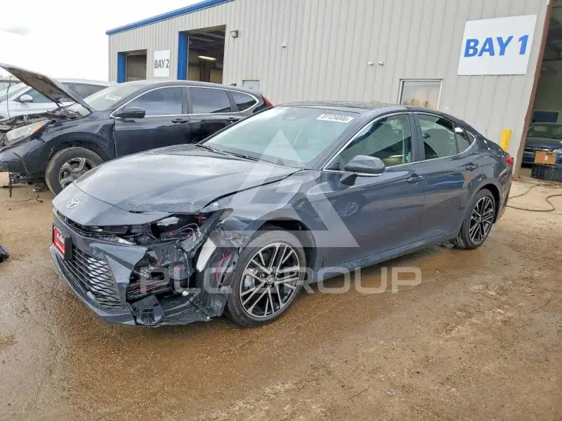 2026 Toyota CAMRY photo