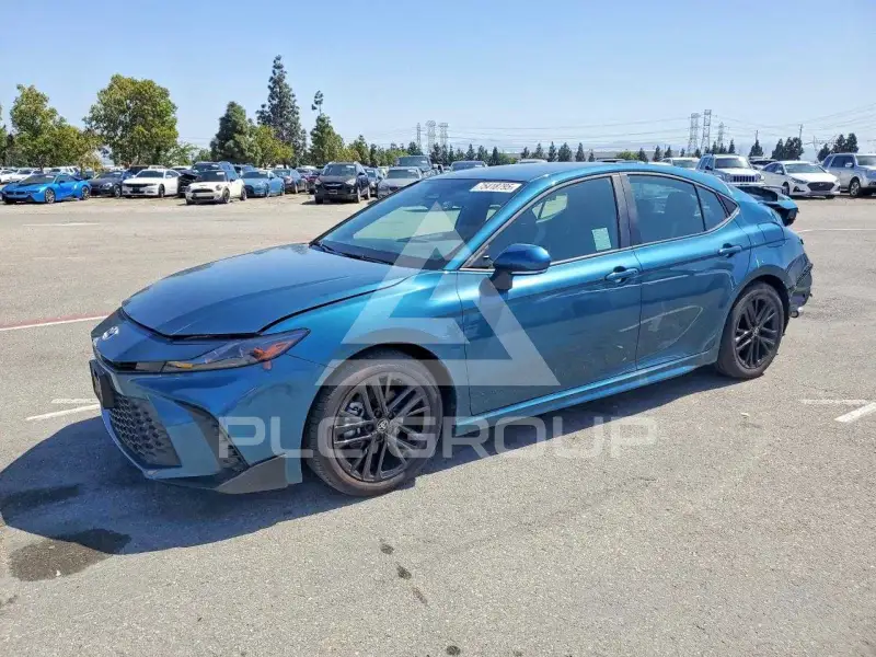 2026 Toyota CAMRY фото