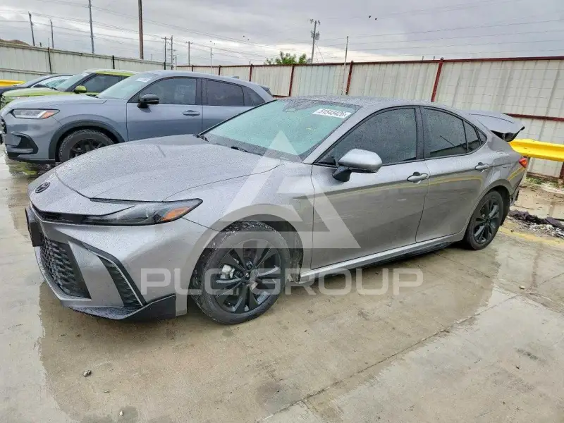 2026 Toyota CAMRY фото