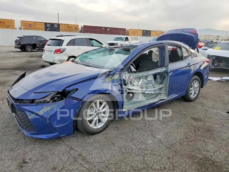 2026 Toyota CAMRY фото
