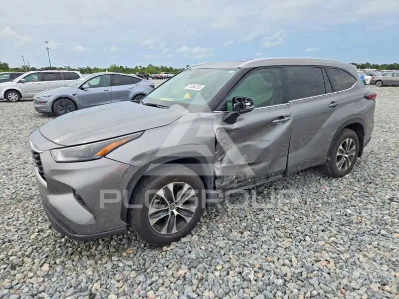 2026 Toyota Highlander фото
