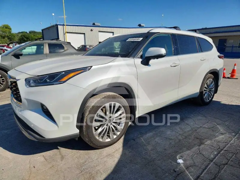 2026 Toyota Highlander фото
