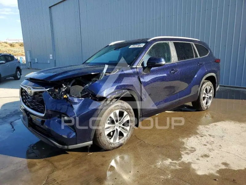 2026 Toyota Highlander photo