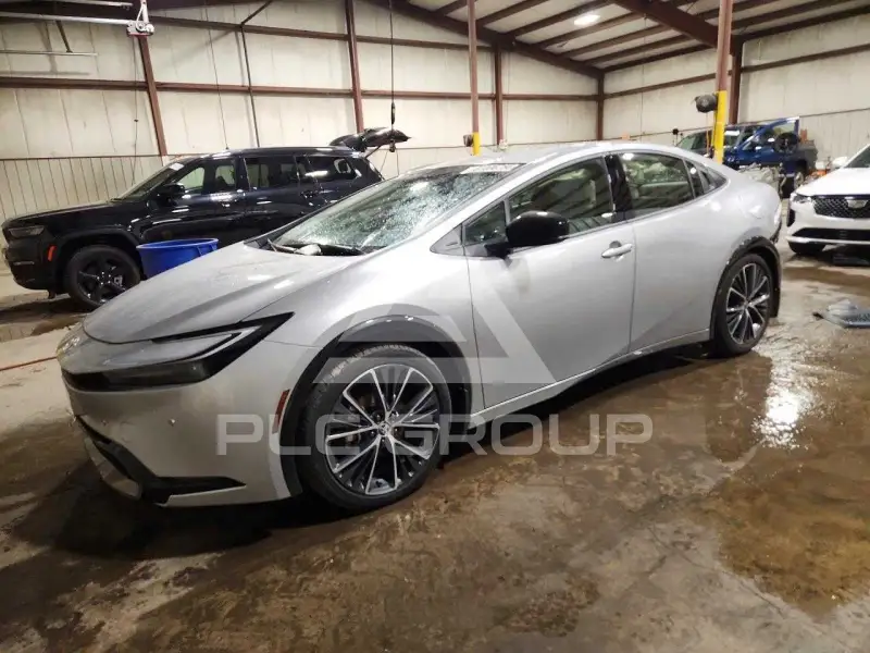 2026 Toyota PRIUS фото