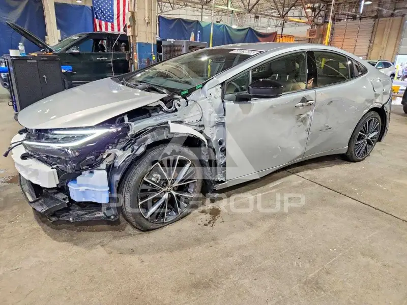2026 Toyota PRIUS фото