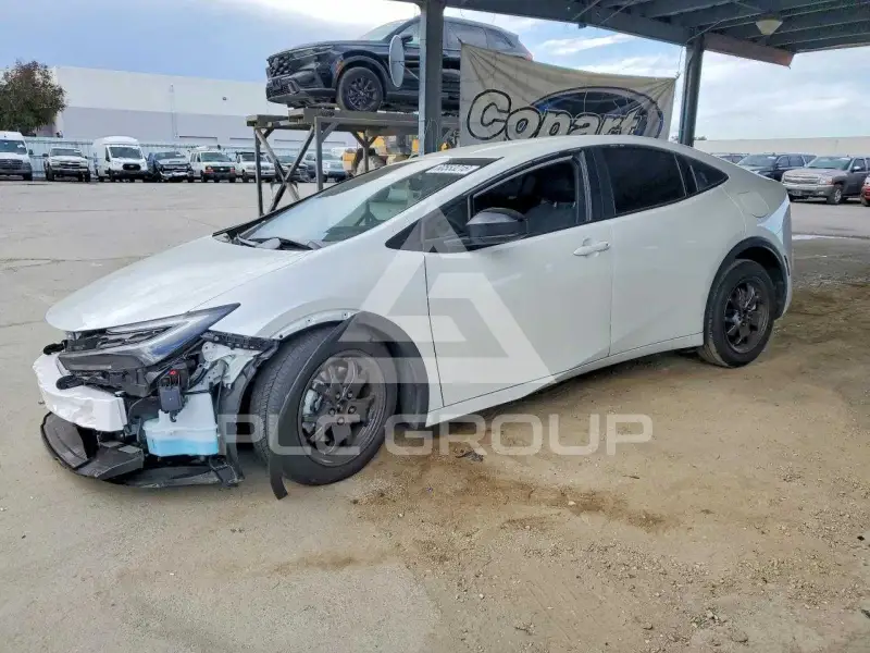 2026 Toyota PRIUS фото