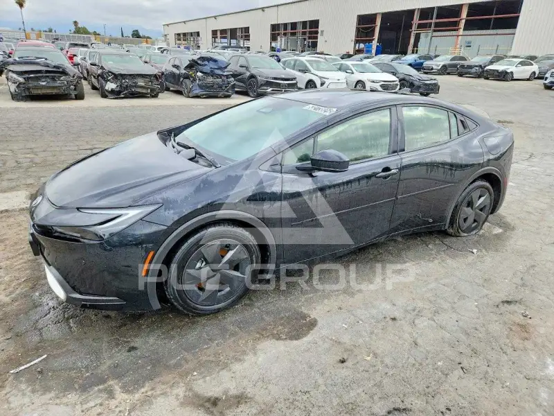 2026 Toyota PRIUS фото