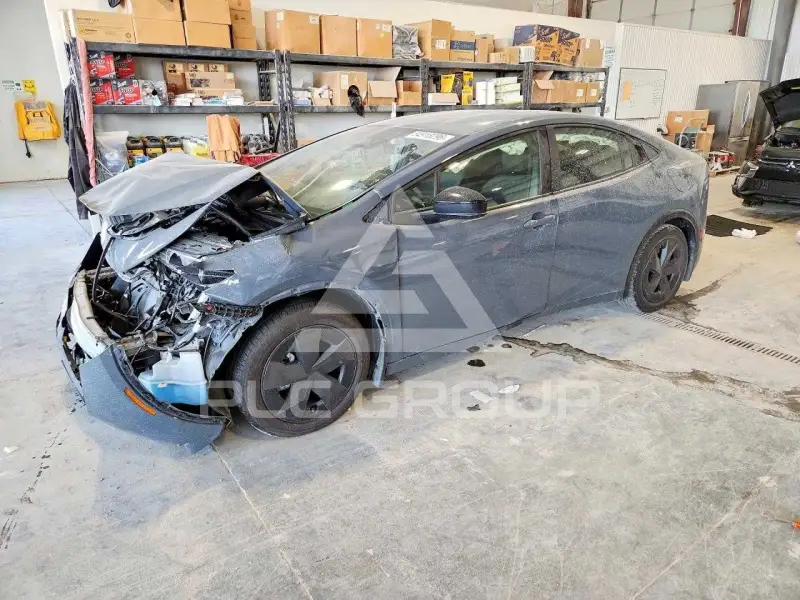 2026 Toyota PRIUS photo