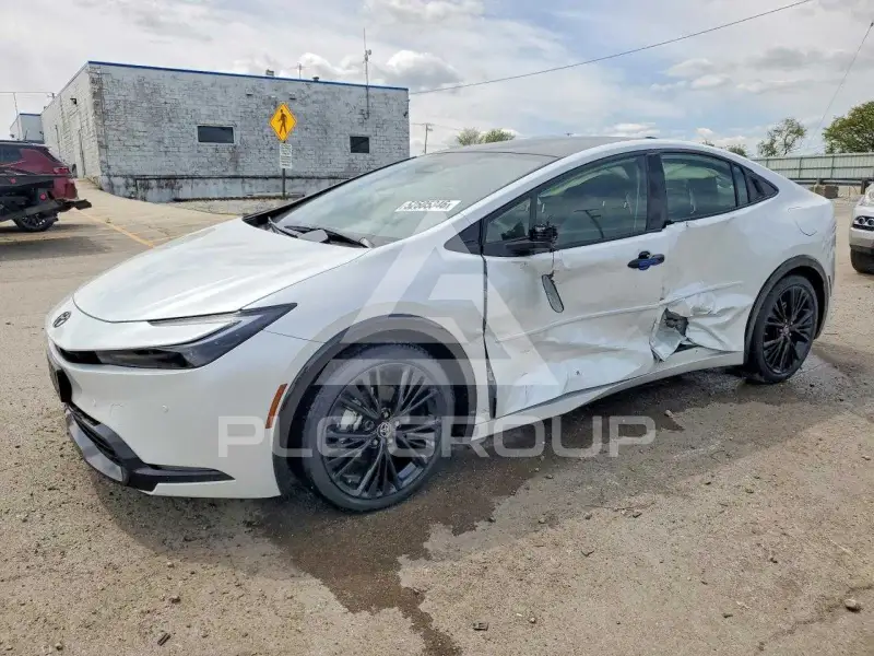 2026 Toyota PRIUS фото