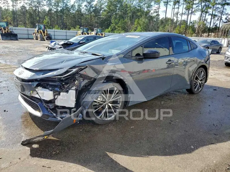2026 Toyota PRIUS фото