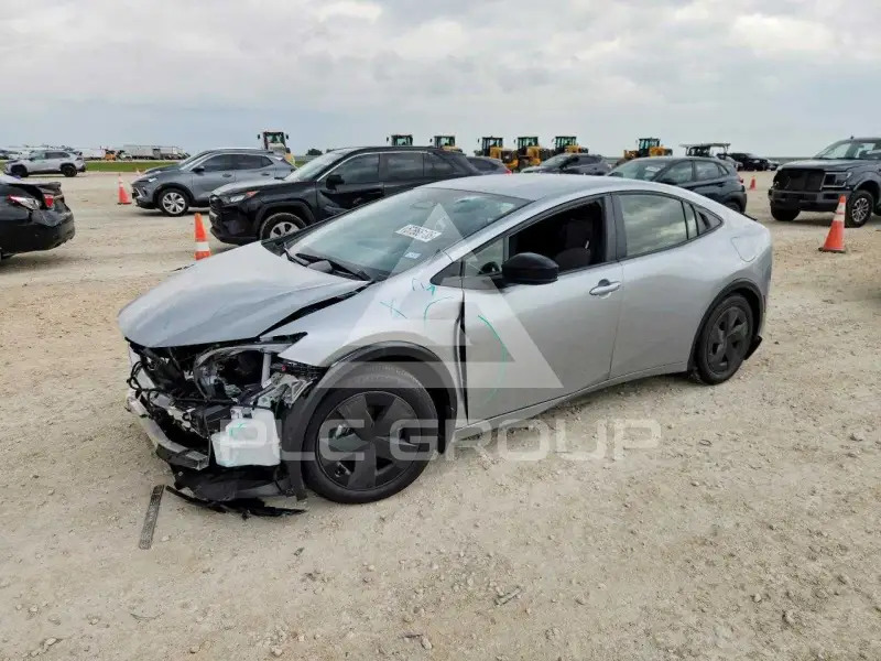 2026 Toyota PRIUS фото