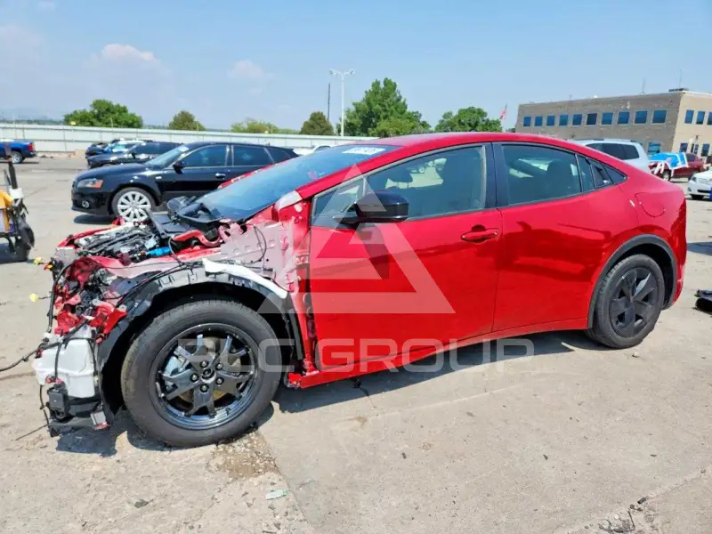 2026 Toyota PRIUS фото