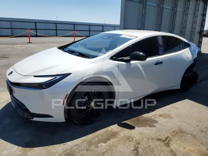2026 Toyota PRIUS фото