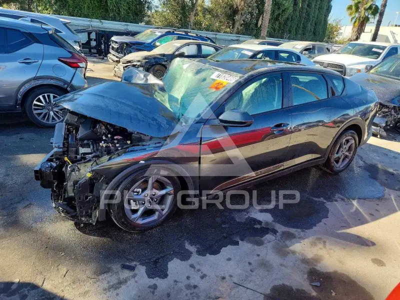 2026 KIA K4 фото