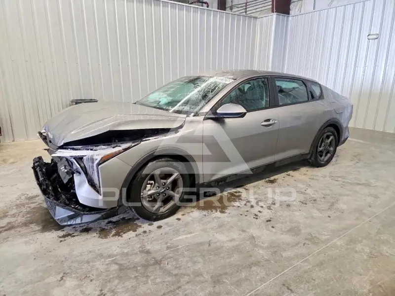 2026 KIA K4 фото