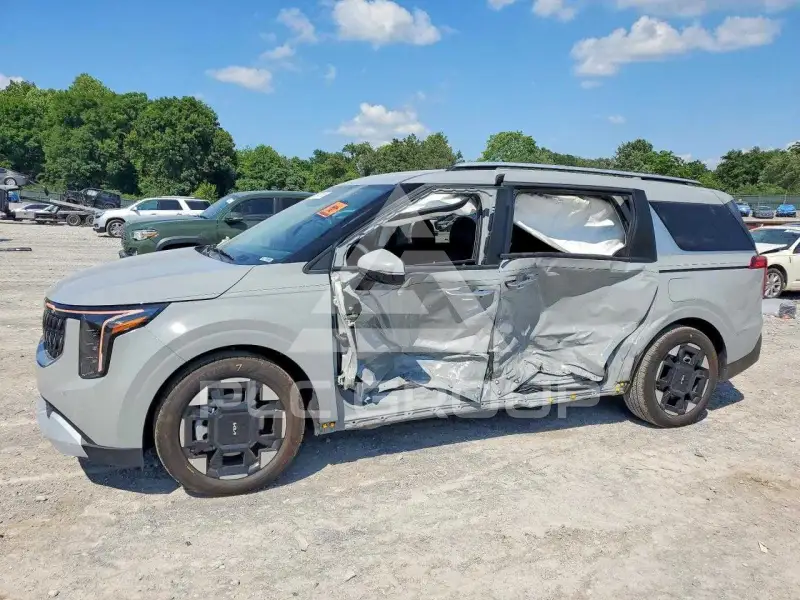 2026 KIA Carnival фото