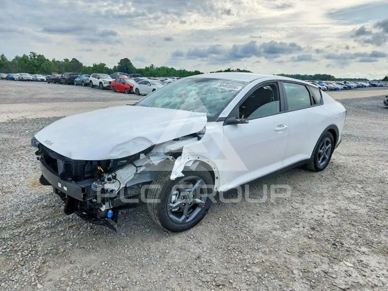 2026 KIA K4 фото