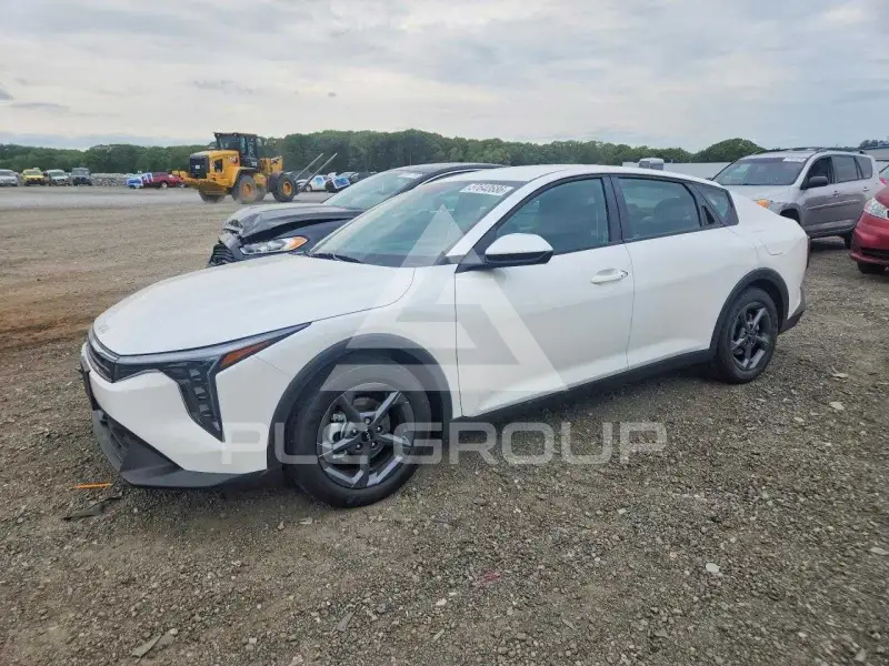 2026 KIA K4 фото