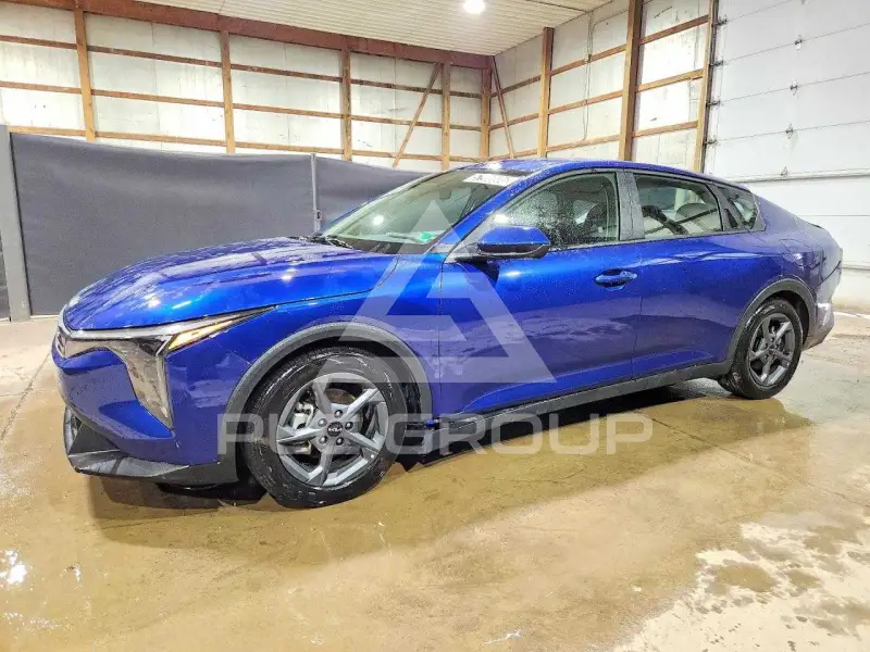 2026 KIA  фото