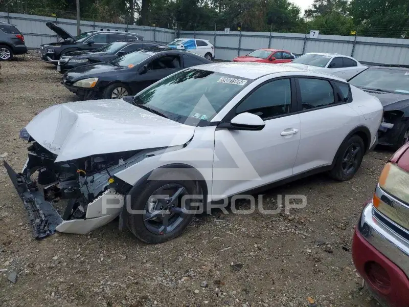 2026 KIA K4 фото