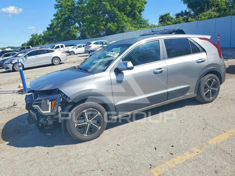 2026 KIA Niro фото