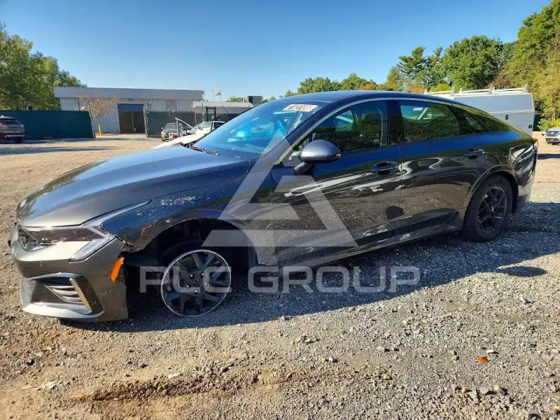 2026 KIA K5 фото